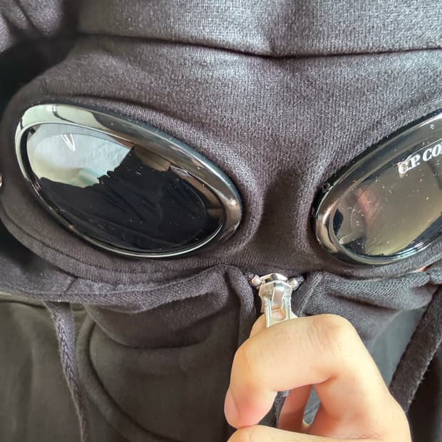 cp컴퍼니 후드집업 판매합니다