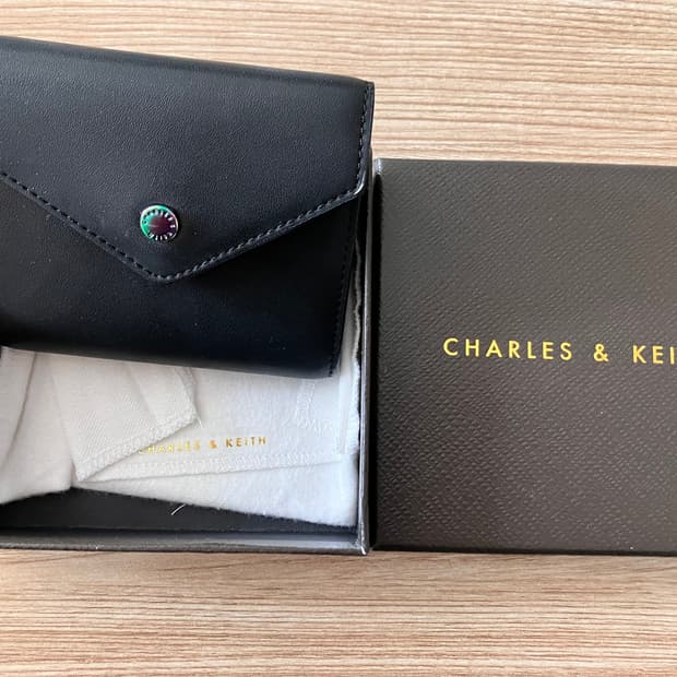 찰스앤키스 블랙 반지갑