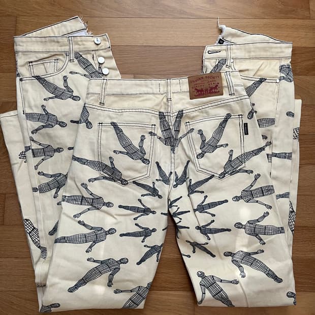 써저리 언본소사이어티 팬츠 판매 지금 바로 급처