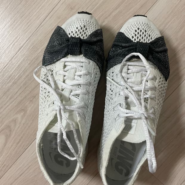 꼼데가르송 나이키 플라이니트 레이서