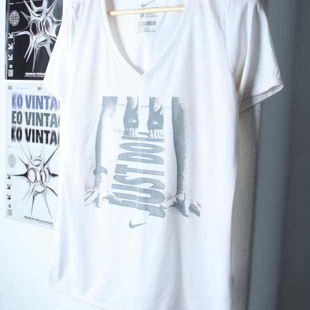W(L-XL) 나이키 반팔 티셔츠 기능성 브이넥 화이트-H31042