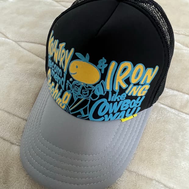 캐피탈 모자 판매합니다.