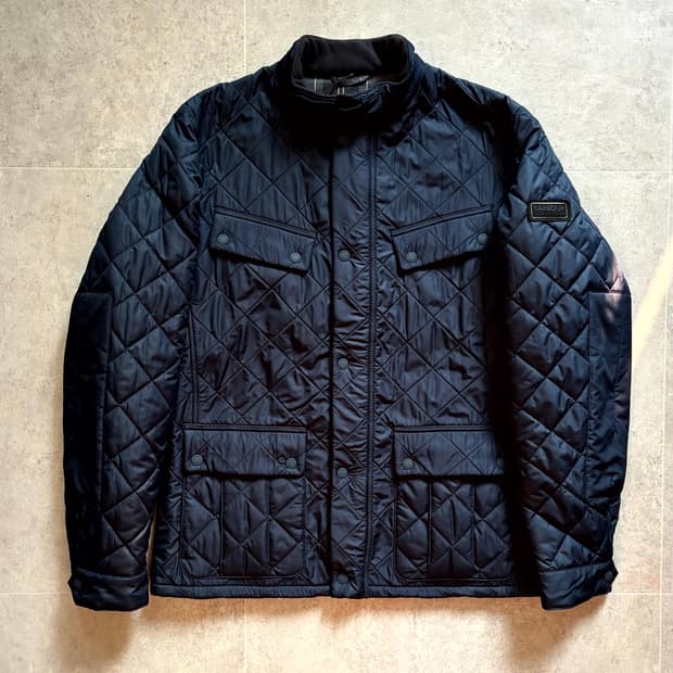 바버 인터네셔널 Ariel 퀼팅 자켓 M