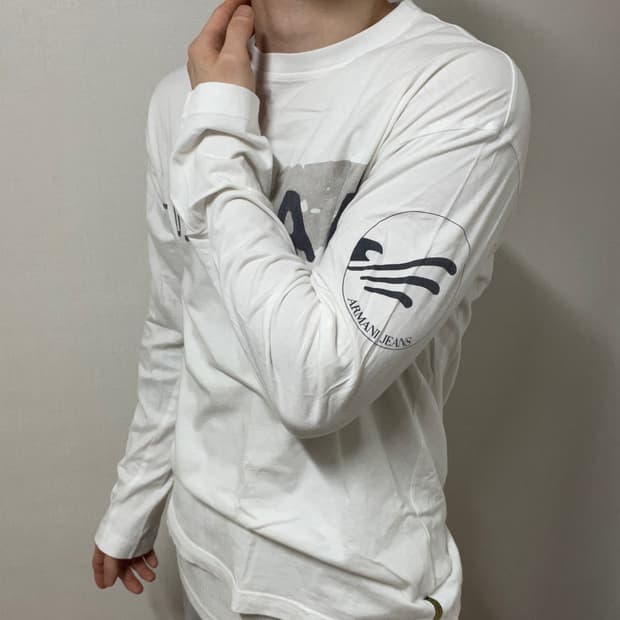 ARMANI WHITE LONG SLEEVE 