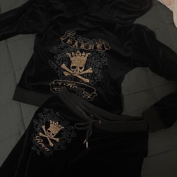 sakhr by roen 트레이닝 셋업 