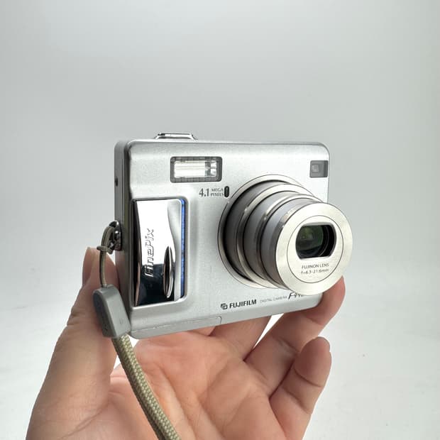 후지필름 FinePix 파인픽스 F440 디카 디지털카메라