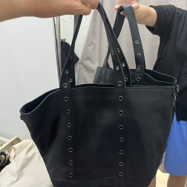 빈티지 레더 스터드 쇼퍼백