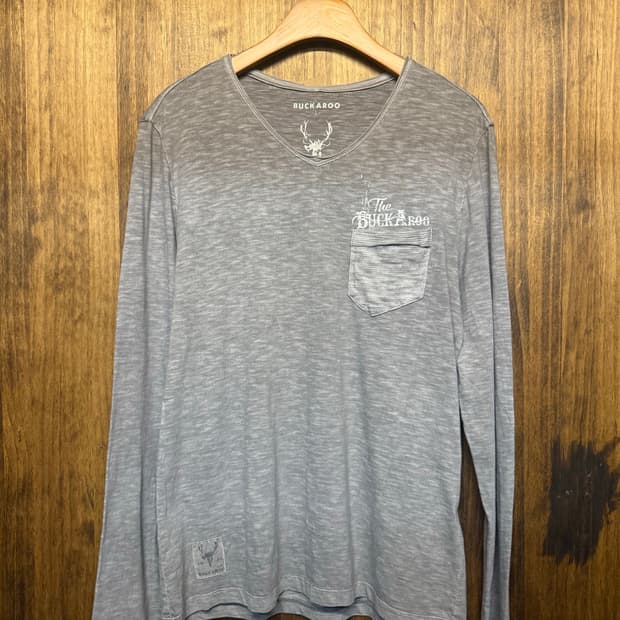 Buckaroo V-neck Long Sleeve