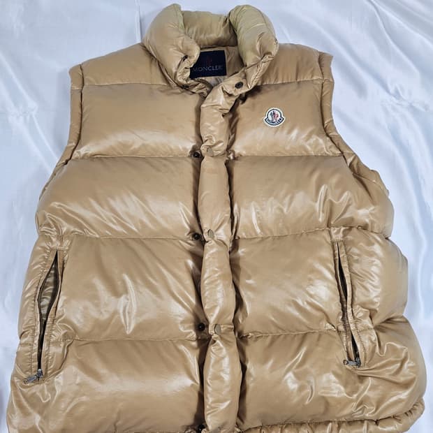 몽클레어베니스조끼패딩