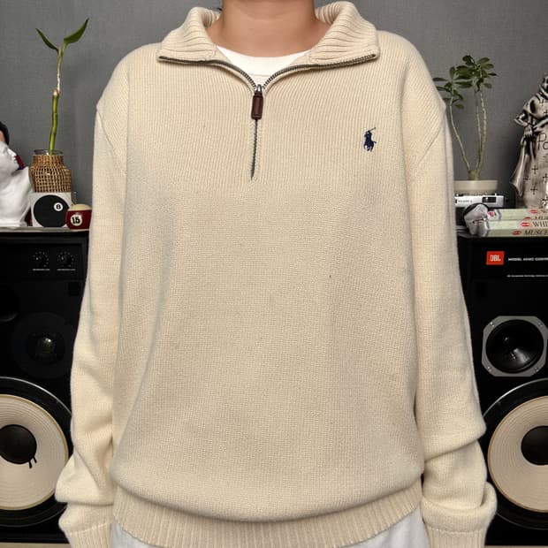폴로 반집업니트