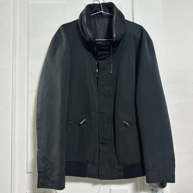 솔리드옴므 하이넥 자켓