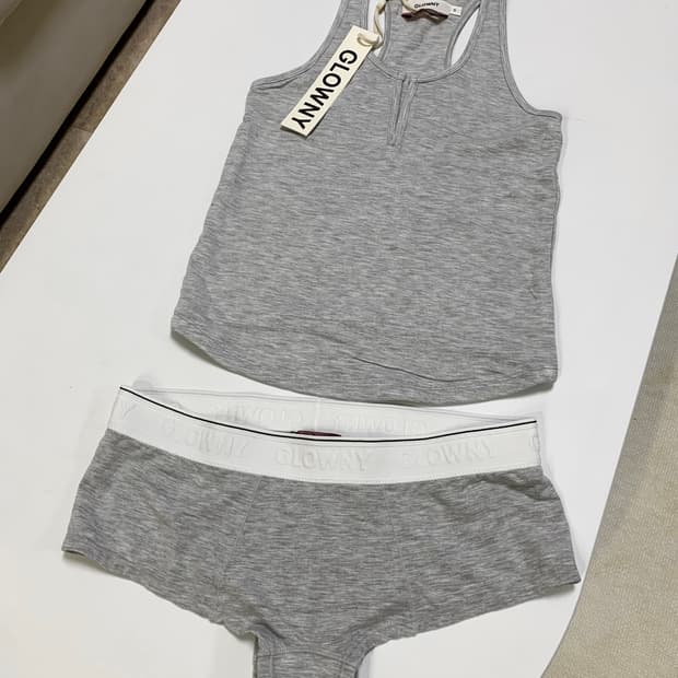 새상품 글로니 홀터나시 드로즈세트