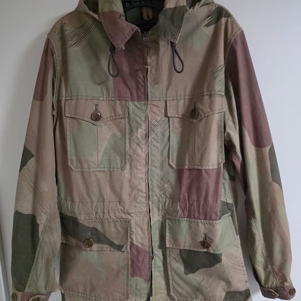 나이젤카본 VENTILE 카모패턴 자켓판매합니다 