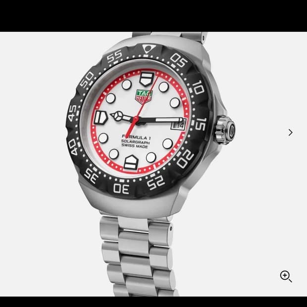 태그호이어 포뮬러 1 솔라 삽니다