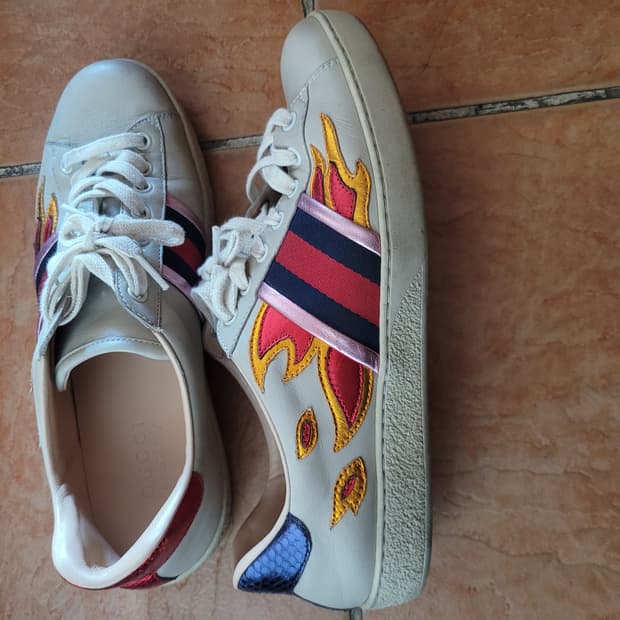 구찌 플레임 스니커즈