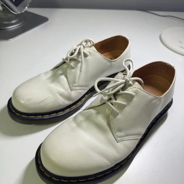 닥터마틴 1461화이트 280