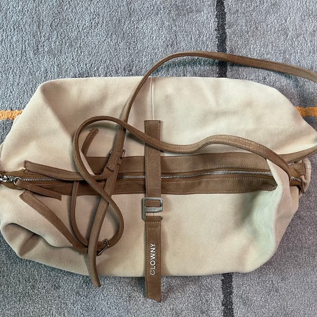 글로니 스웨이드 백  SUEDE HOBO BAG