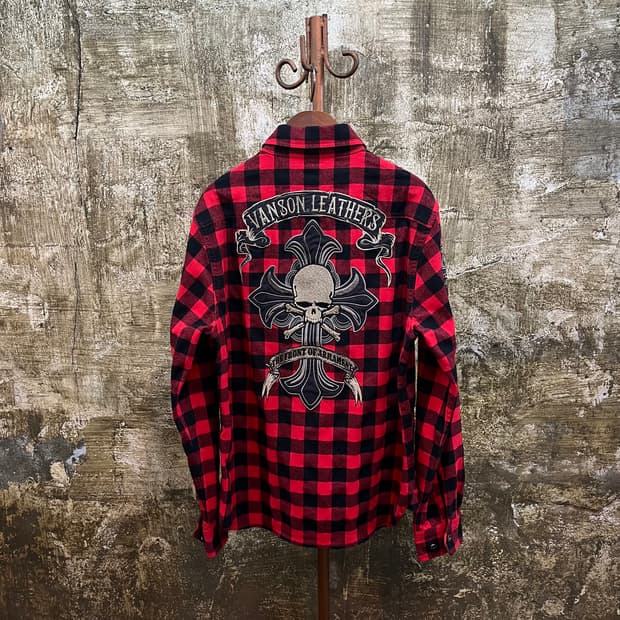 밴슨 레더 x 무장전선(T.F.O.A) 스컬 셔츠