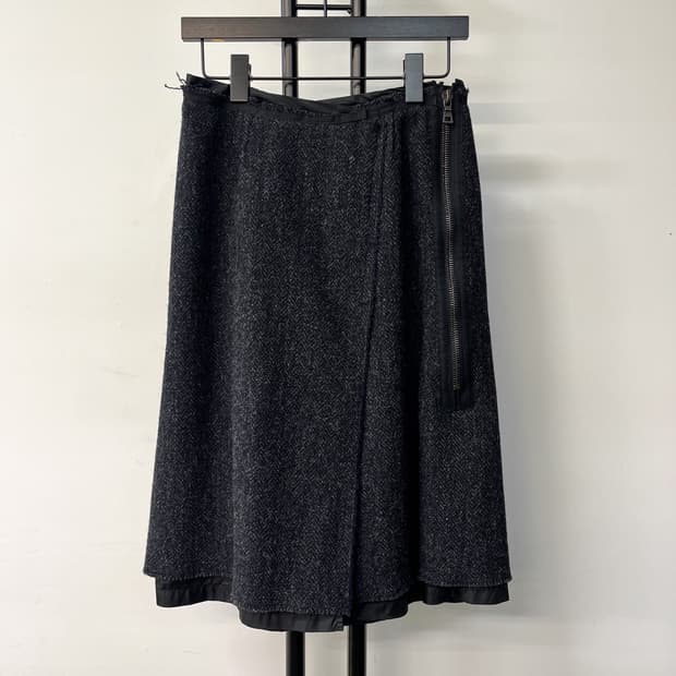 프라다 울 지퍼 스커트