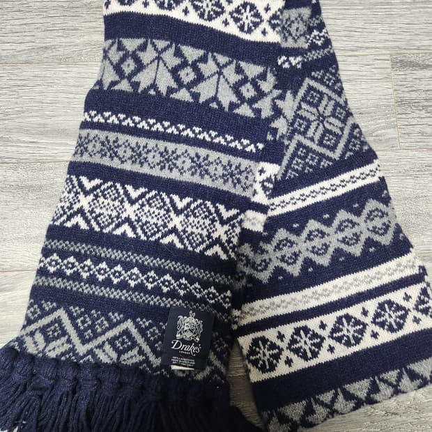 드레익스 머플러