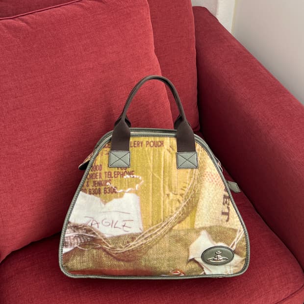 비비안웨스트우드 그래픽 야스민 토트백