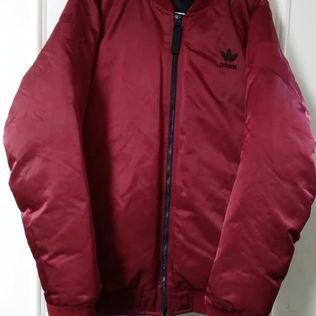 아디다스 미드 봄버 패딩자켓