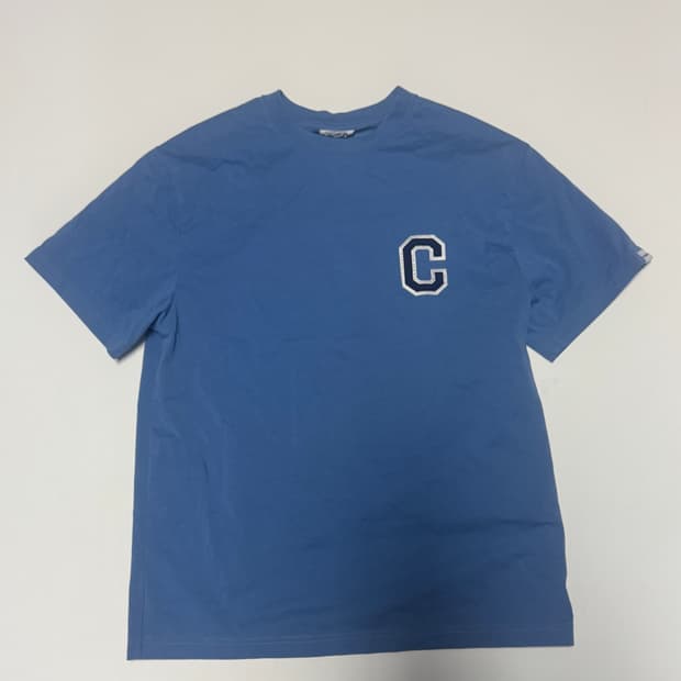 커버낫 24년도 샤인 C 로고 반팔 티셔츠 S ~ M