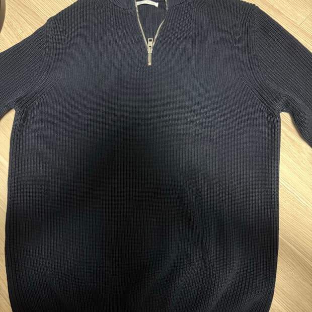 자라 니트 반집업 팝니다 무하자 실착3회