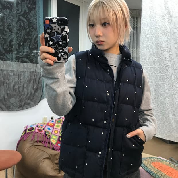 리바이스 여성 덕다운 도트 패딩조끼 