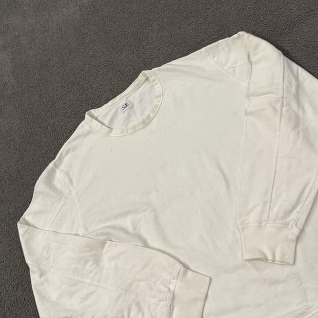 [정품/XL] C.P. 컴퍼니 화이트 긴팔 티셔츠 c1