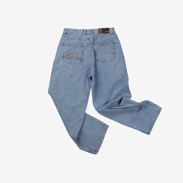 이알티알 Essential Relaxed Denim Pants