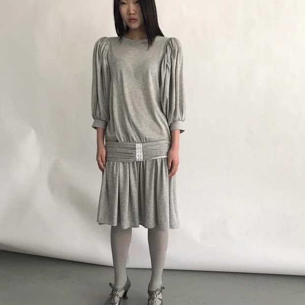 에옹쓰 Art Nouveau Dress - gray