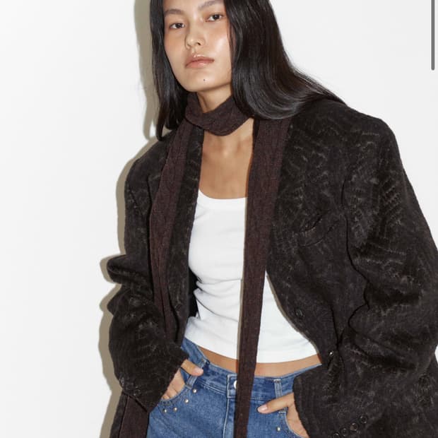 폴리수엠 알파카 하프코트 브라운