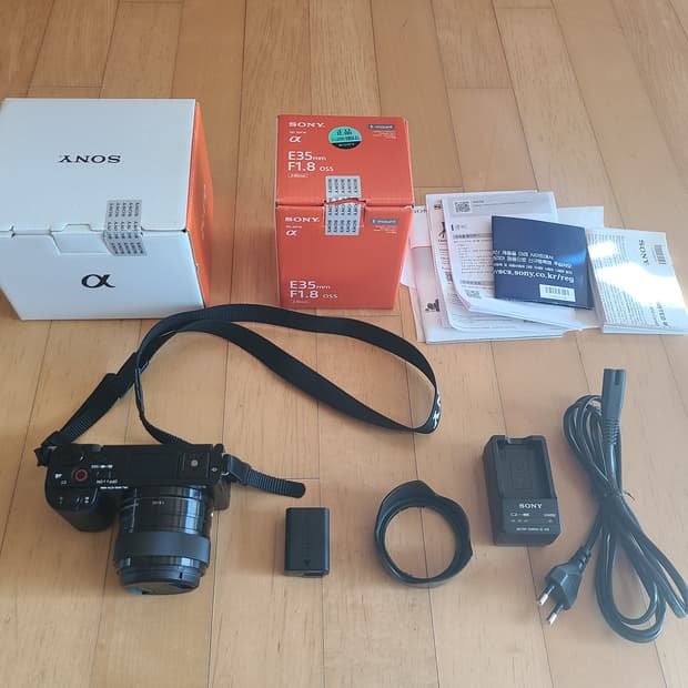 소니 zv-e10 + 35mm f1.8 단렌즈 (1천컷, 상태 양호)
