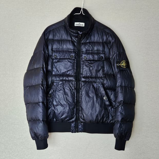 Stone Island 스톤아일랜드 가먼트다잉 다운 패딩 L 100