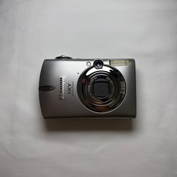 캐논 IXY 700 / IXUS 750 / SD 550 (익시, 익서스)