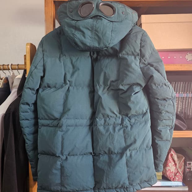 씨피 CP컴퍼니 다운 파카 패딩 팔아요 정품