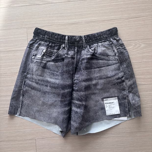 Satisfy 새티스파이 피스쉘 5인치 언라인드 쇼츠 블랙 데님 S