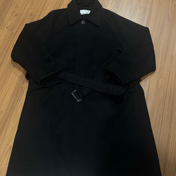 (S) 비슬로우 남성 레글런 싱글 벨티드 코트