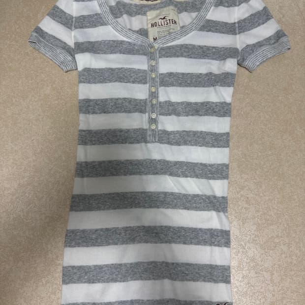 hollister slim fit shirt