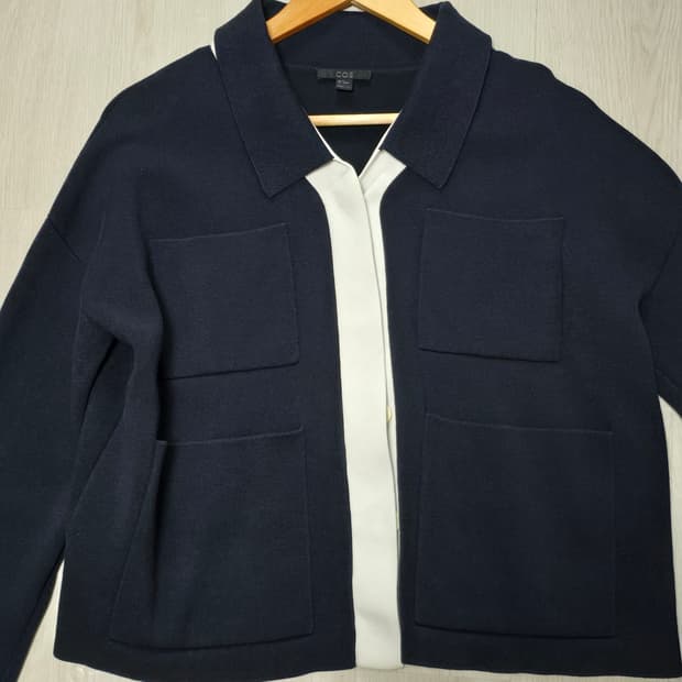 코스 COS 네이비 투톤 가디건 재킷