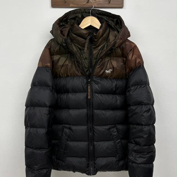 [M] 홀리스터 카모플라쥬 블록 다운 후드 패딩