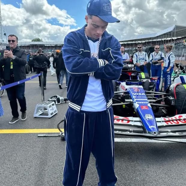 코르테이즈 벨루어 vvs 자켓 s