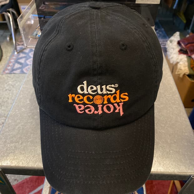 데우스 모자 볼캡