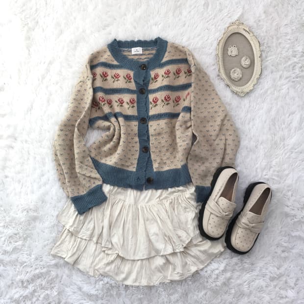 빈티지 플라워 패턴 가디건