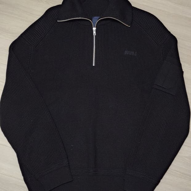 [S] 준지 26SS 신상 티칼라 반집업 니트 블랙