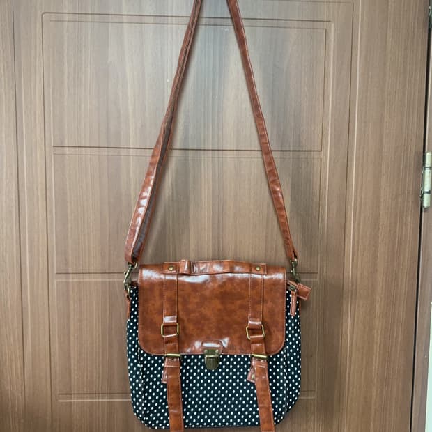 모리걸 하구미 니혼진 빈티지 네이비 도트 가죽 크로스백 모리 가방