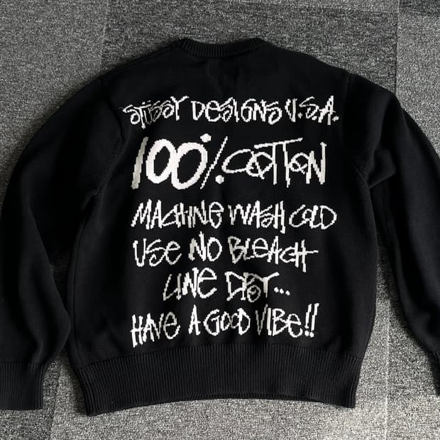 스투시 케어라벨 니트