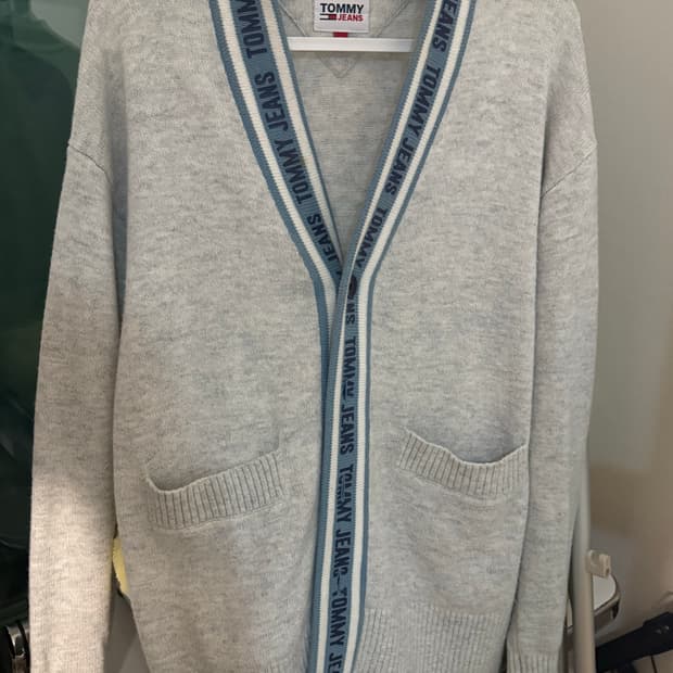 타미힐피거 니트 가디건 