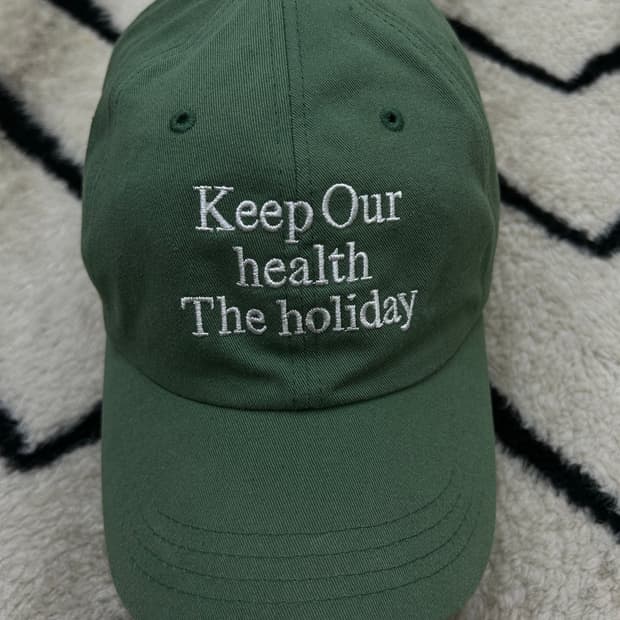 밀로 아카이브 홀리데이 볼캡